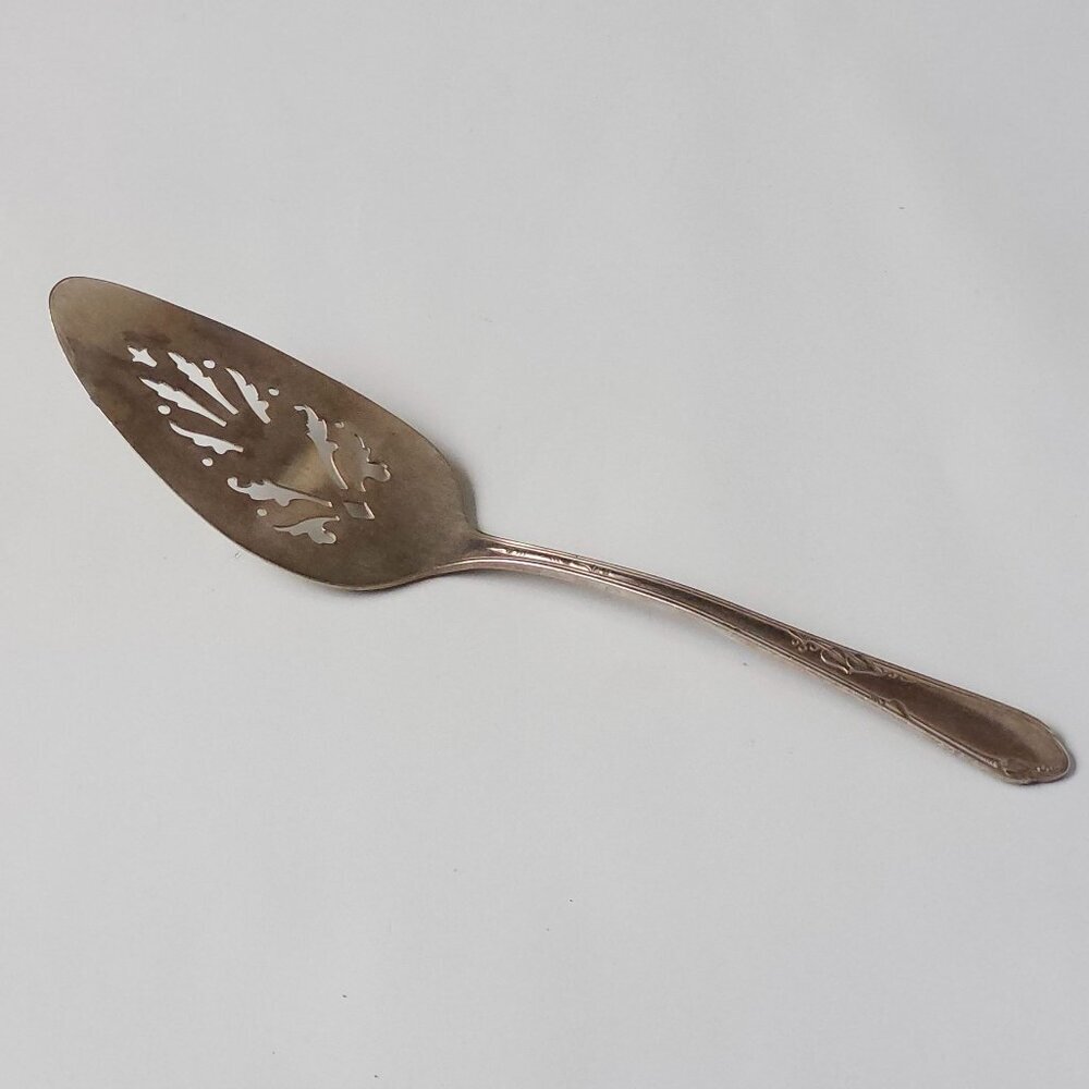 WMA Rogers a 1 Plus Oneida Cake Server Silver Plated